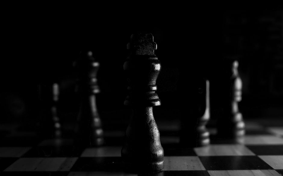 Kingside vs queenside